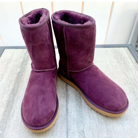 NWT UGG Purple Genuine Shearling Lined Boots - Picture 3 of 7